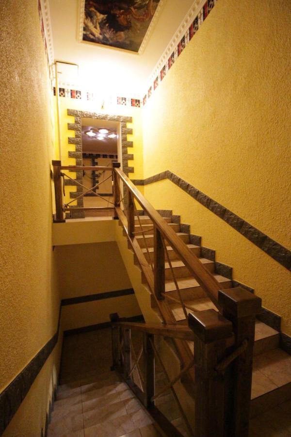 Oazis Hotel Noratus Exterior foto