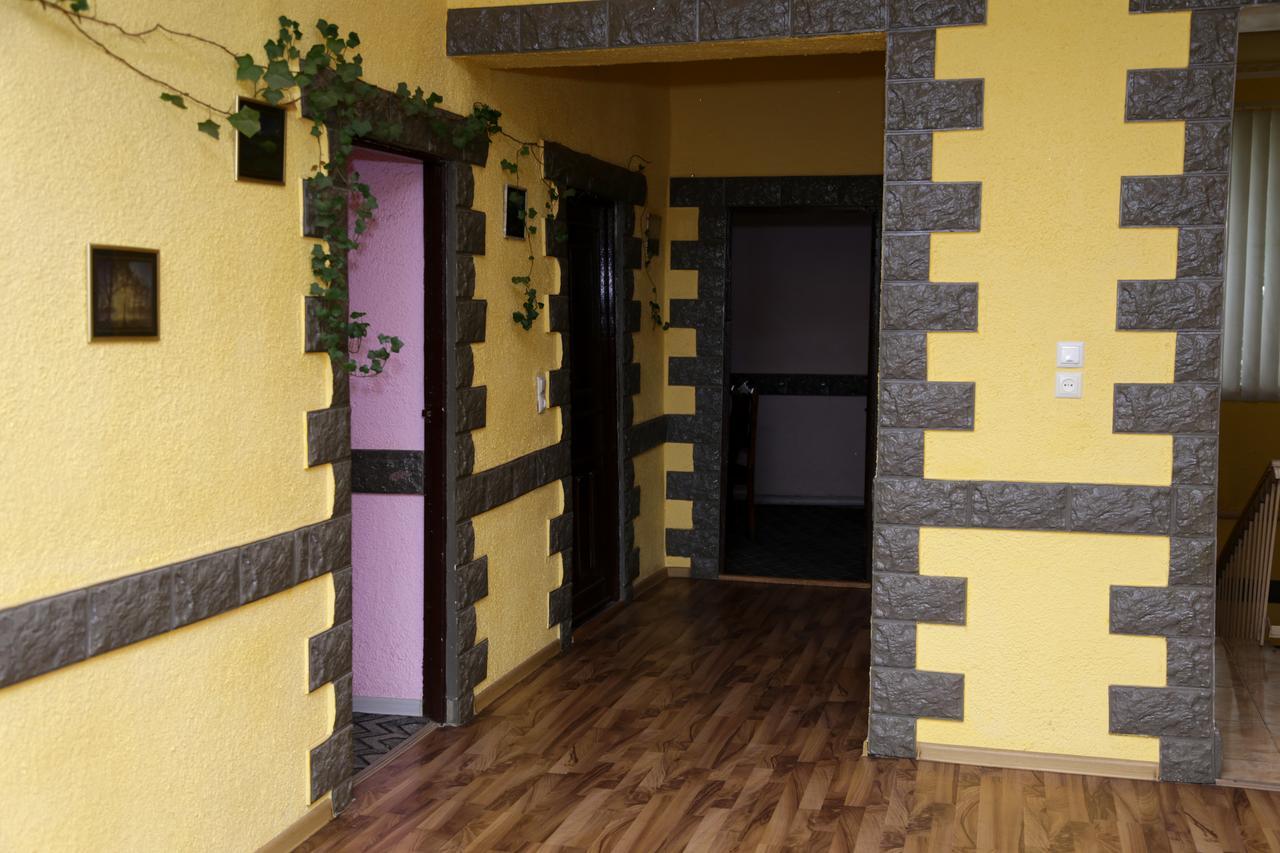 Oazis Hotel Noratus Exterior foto